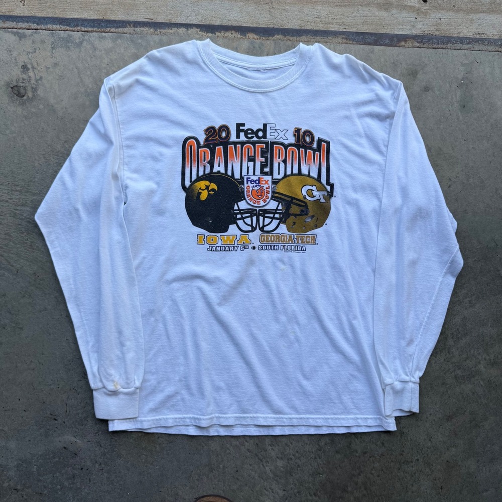 Vintage 2010 FedEx Orange Bowl Iowa vs Georgia Tech Long Sleeve Shirt White L